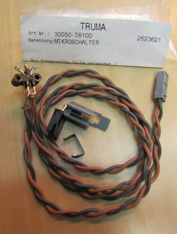 Mikrokytkin truman sytytysventtiiliin. - Truma osat S3002-04, 5002-04 ja 3002K-4k - 30050-58100 - 1