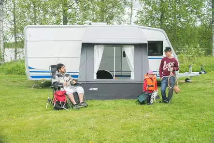 Talviputkisarja Universal 320 ja 400 : 2 kpl kattoputkia ja 3 kpl tukijalkoja.teräsputket hinta teltan yhdeydessä ostettaessa. - Swenska Tält teltat + katokset ja osat - 320401 - 1