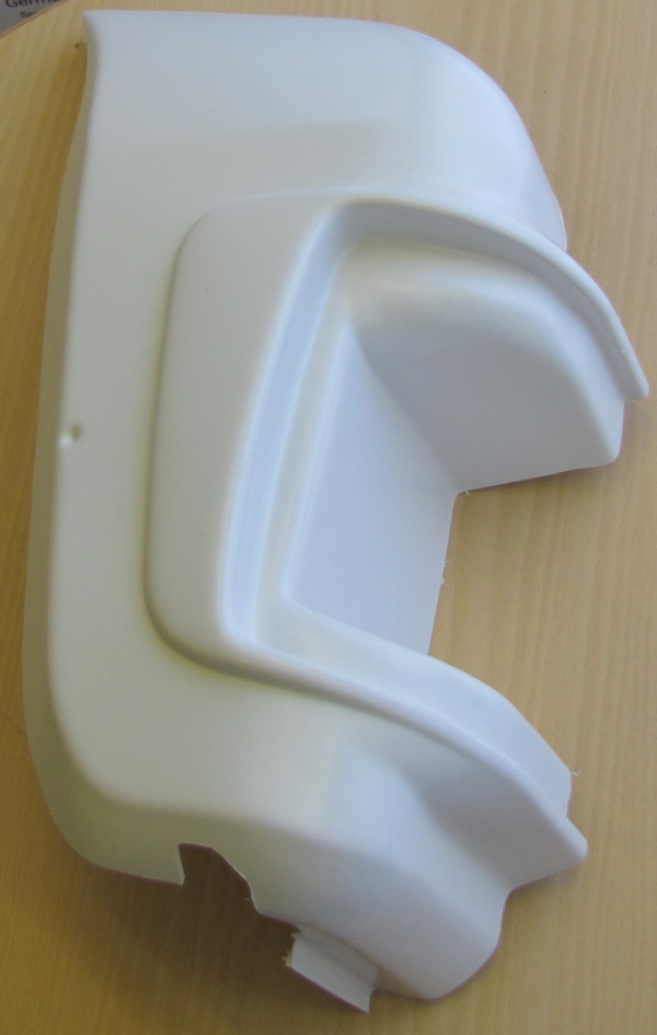 LMC:n takanurkkapala Alkovi vm. 2001 oikea - Puskurit ja helmat - 38883 - 1