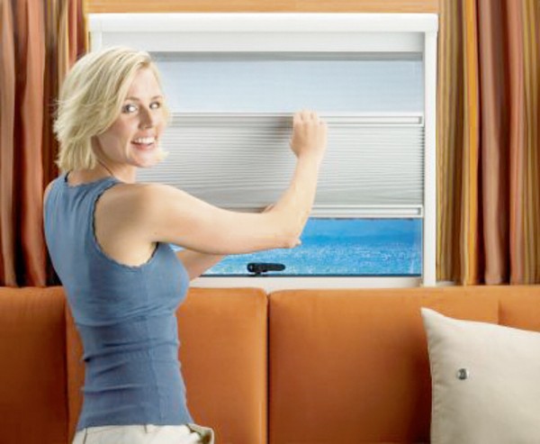 Softrollo Dometic Seitz - Ikkunat, verhot ja osat - 9966104 - 1