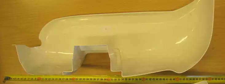 LMC-alk. takanurkka pala puskuriin oikea vm. 2003-5 mallit korkea puskuri. - Alusta.puskurit,helmat - 196506 - 2