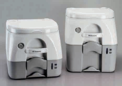 Dometic 976 hygieninen WC irto-pytty. valko-harmaa - Portapotat-irtoWC:t - 9996578 - 1