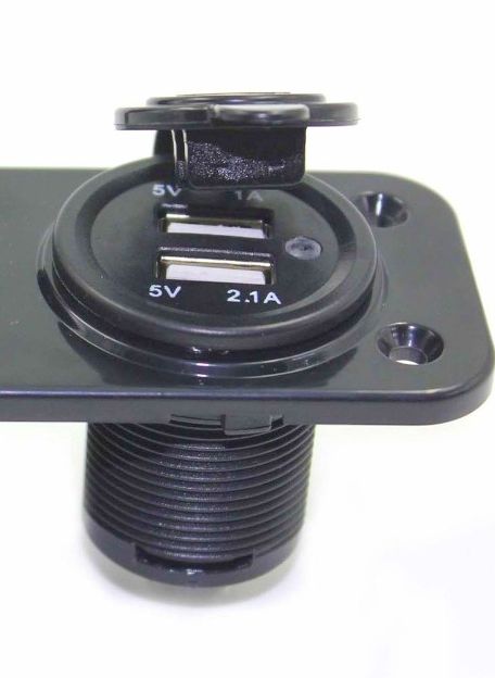 USB charger - 230V Kaapelit, adapterit, kelat - 9930248 - 1