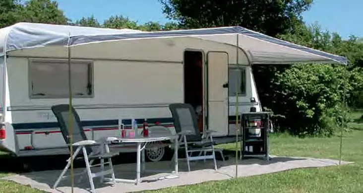 Universal aurinkokatos kangas 240 cm syvä ja uranauhamitta 675 – 1025 cm. N.4-17 - Katokset ja osat - 9912438 - 1