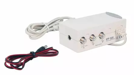 Triax ufoantennin virransyöttöyksikkö . 12/24 V ja 230 V. - Pistotulpat, pistrasiat ja muut - 5702663395299 - 1